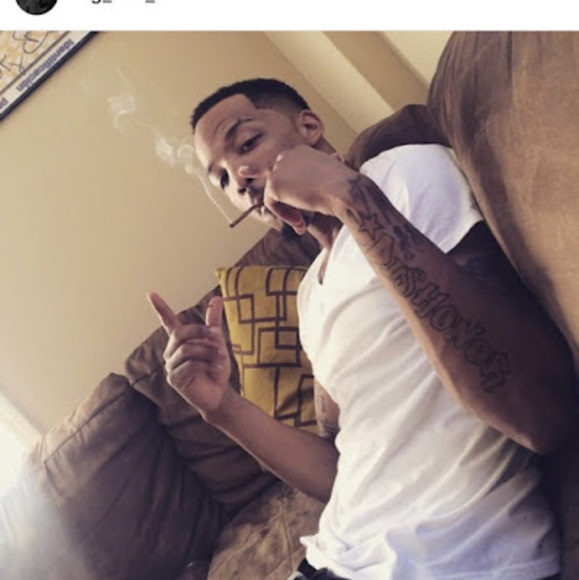 Meet your Posher, Austin - Picture 1 of 1